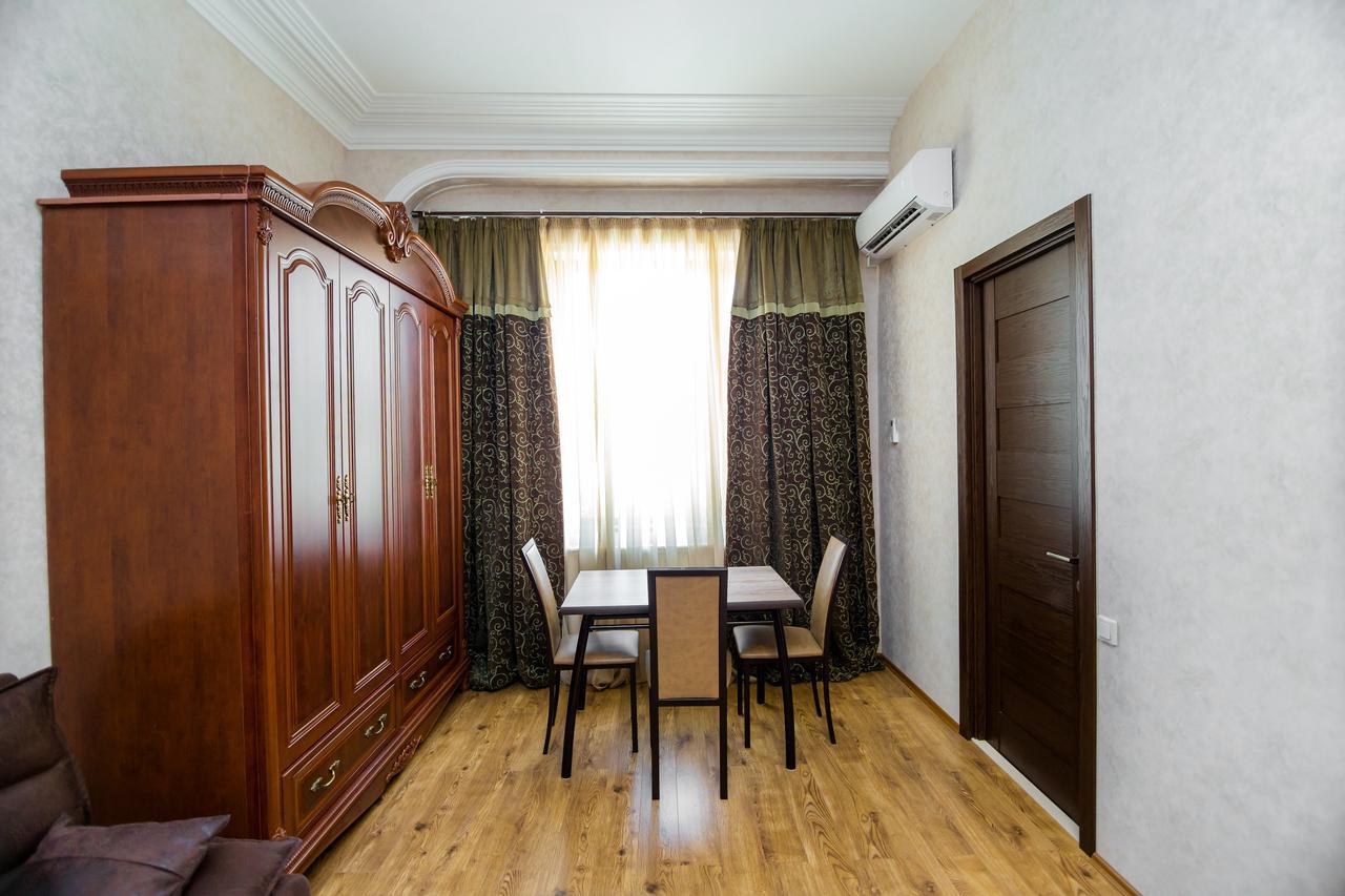 Elia Palace Hotel Tbilisi Eksteriør bilde