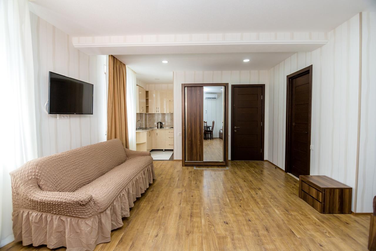 Elia Palace Hotel Tbilisi Eksteriør bilde