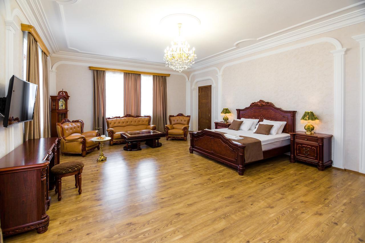 Elia Palace Hotel Tbilisi Eksteriør bilde