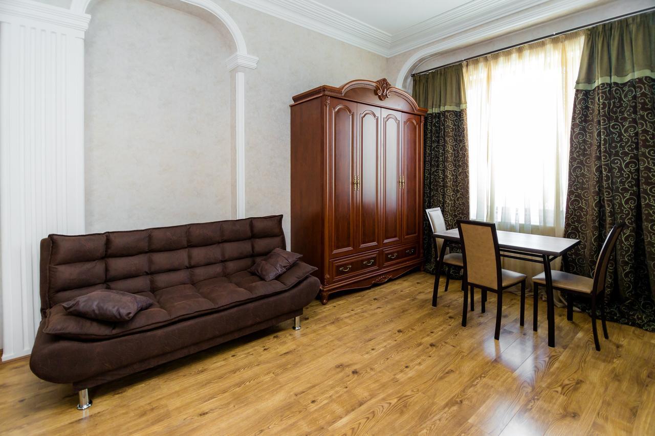 Elia Palace Hotel Tbilisi Eksteriør bilde