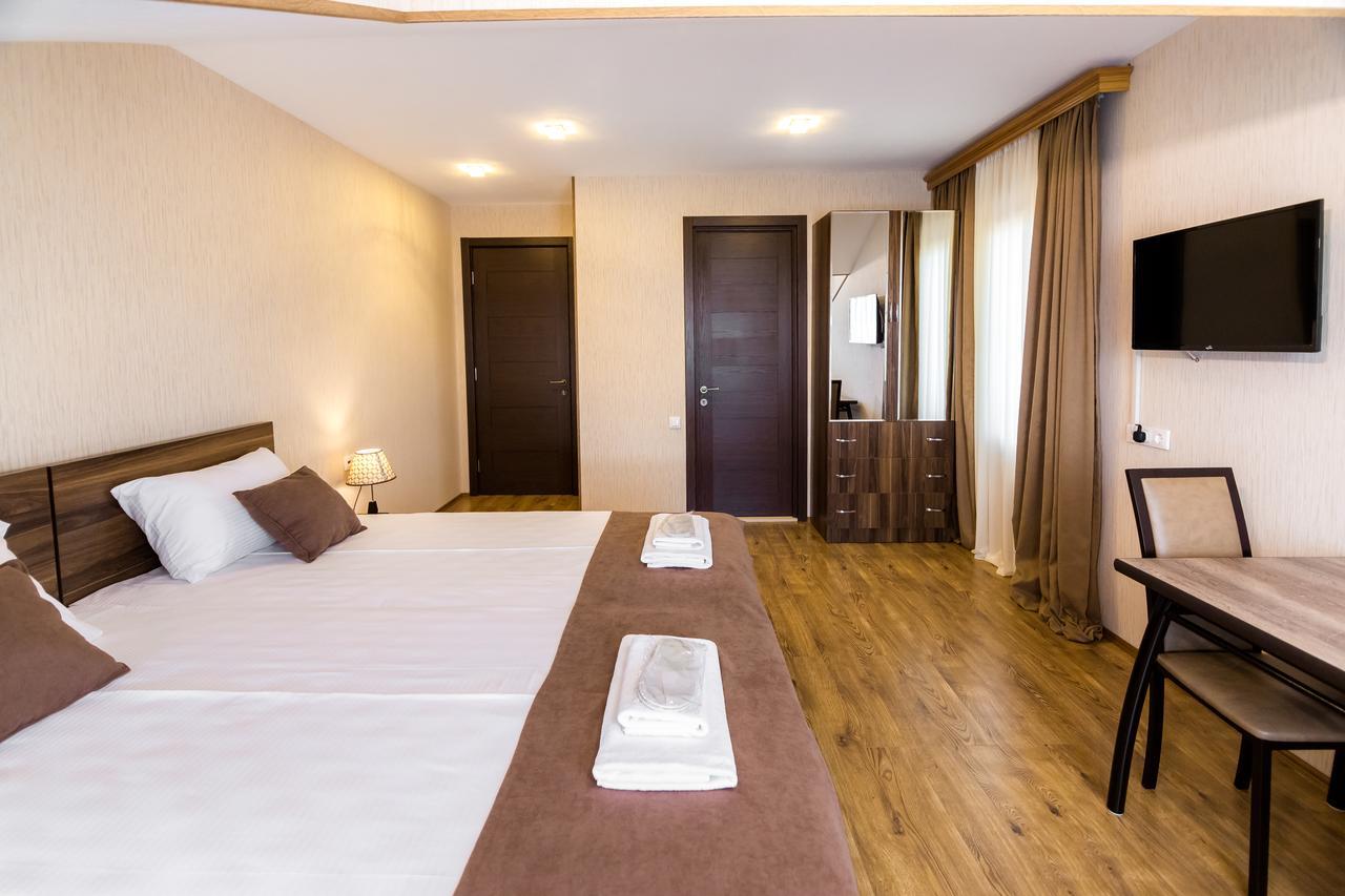 Elia Palace Hotel Tbilisi Eksteriør bilde