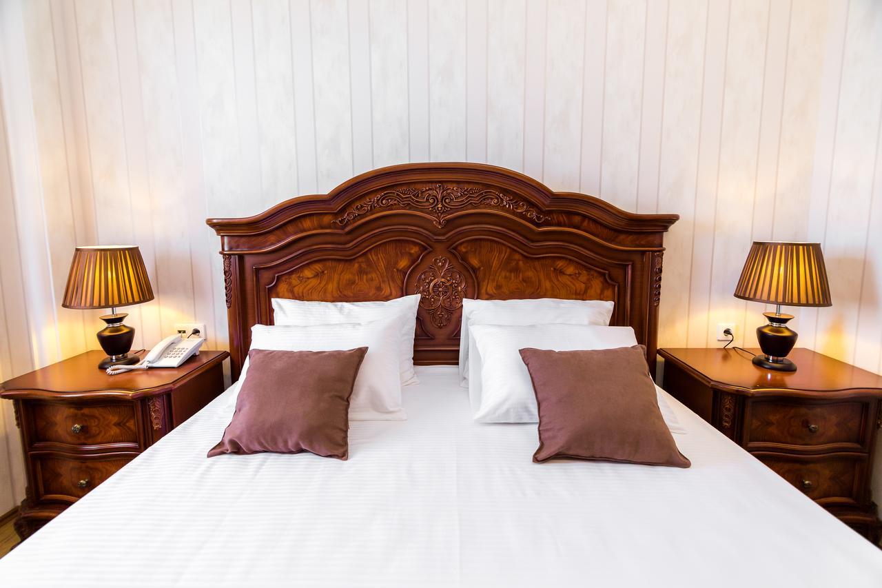 Elia Palace Hotel Tbilisi Eksteriør bilde